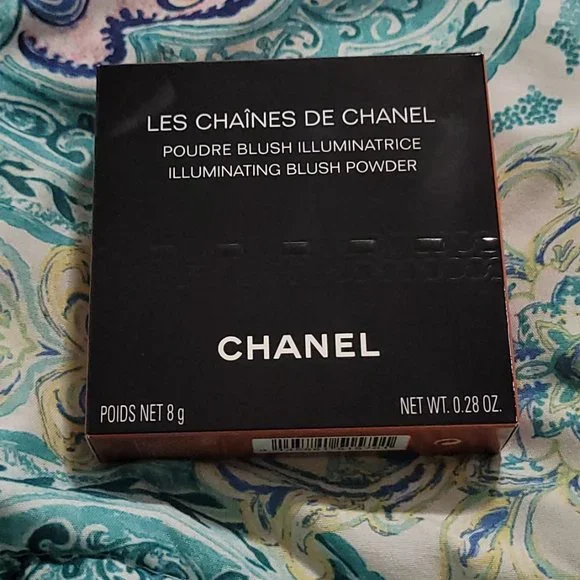0.28 OZ. LES CHAÎNES DE CHANEL ILLUMINATING BLUSH POWDER